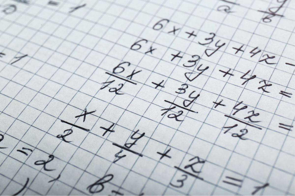 数学の問題文を読み整理するイメージ