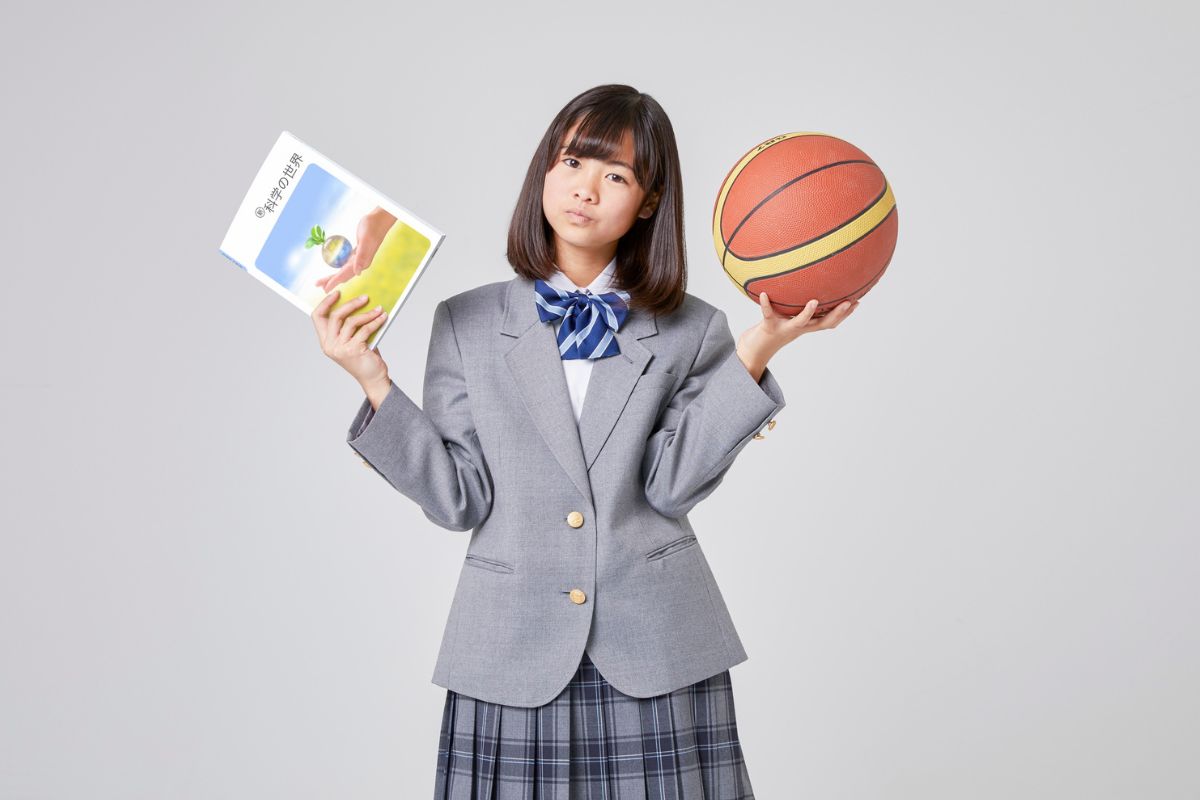学校生活と勉強を両立する様子