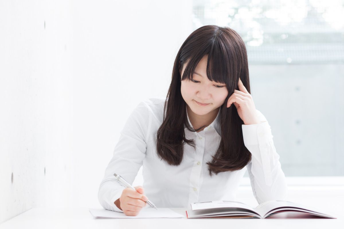 目標を決めて学習計画を立てるイメージ