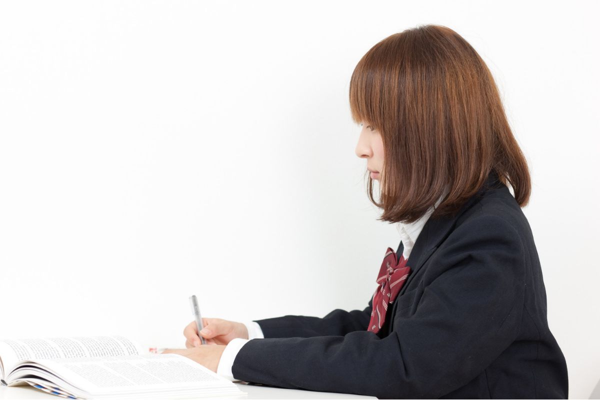子どもの今後の成長と学習目標を考えるイメージ